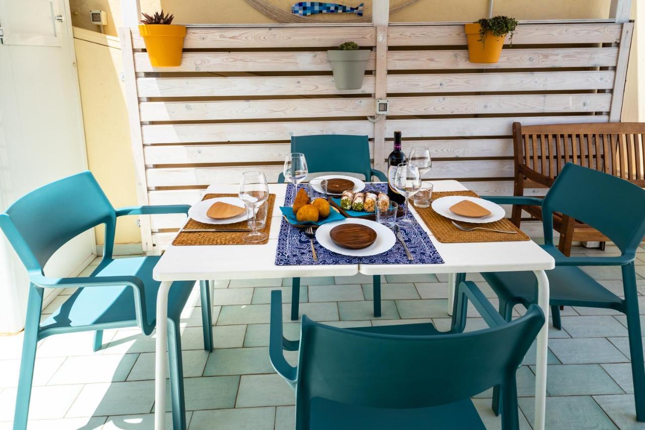 Appartamento Saltwater Con Parcheggio Privato Marina di Ragusa Esterno foto